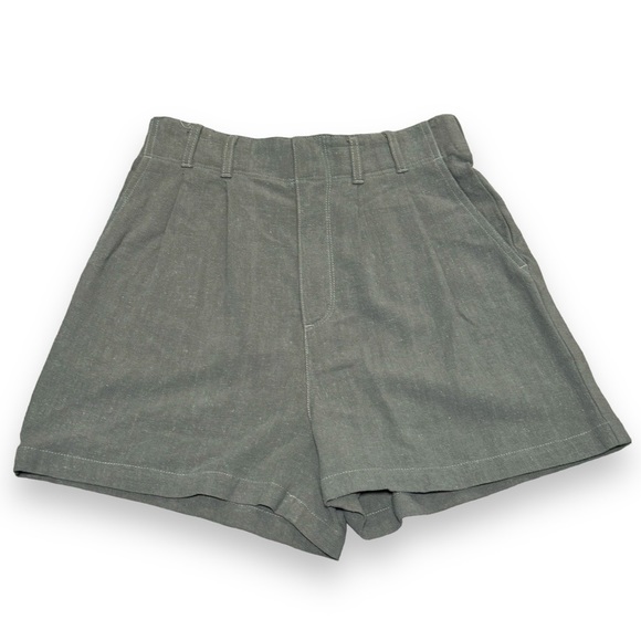 NWT Evereve Z Supply Calista Shorts Moss Grey Small - Picture 2 of 8